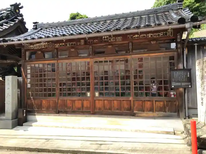 寿経寺の本殿・本堂