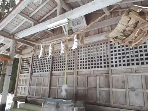 白鳥神社の本殿