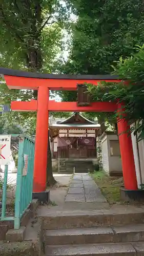 出世稲荷神社（春日稲荷神社）(東京都)