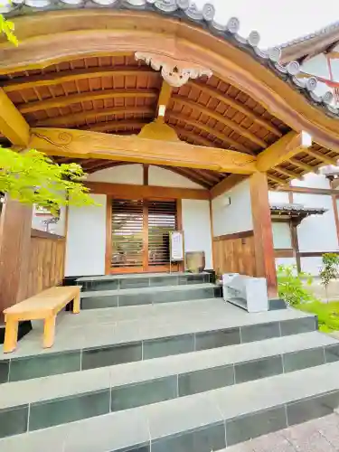 浄林寺の{uncategorized: "未分類", other: "その他", undefined: "問題あり", building: "その他建物", grave: "お墓", sacred_gate: "鳥居", guardian: "狛犬", statue: "像", buddha: "仏像", history: "歴史", nature: "自然", garden: "庭園", animal: "動物", pagoda: "塔", temizu: "手水舎", mountain_gate: "山門・神門", sanctuary: "本殿・本堂", subordinate: "末社・摂社", art: "芸術", scenery: "景色", jizo: "地蔵", ema: "絵馬", goshuin: "御朱印", omikuji: "おみくじ", items: "授与品その他", amulet: "お守り", goshuincho: "御朱印帳", eats: "食事", festival: "お祭り", votive_dance: "神楽", shichigosan: "七五三参", wedding: "結婚式", experience: "体験その他", initially: "初詣", around: "周辺", anti_infection: "感染症対策"}