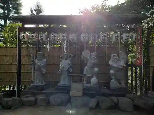 中野沼袋氷川神社の像