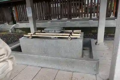 氣比神宮の手水舎