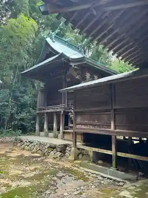 熊野神社の本殿・本堂