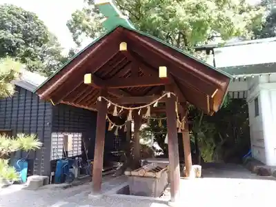 神明社（岡田神明社）の手水舎