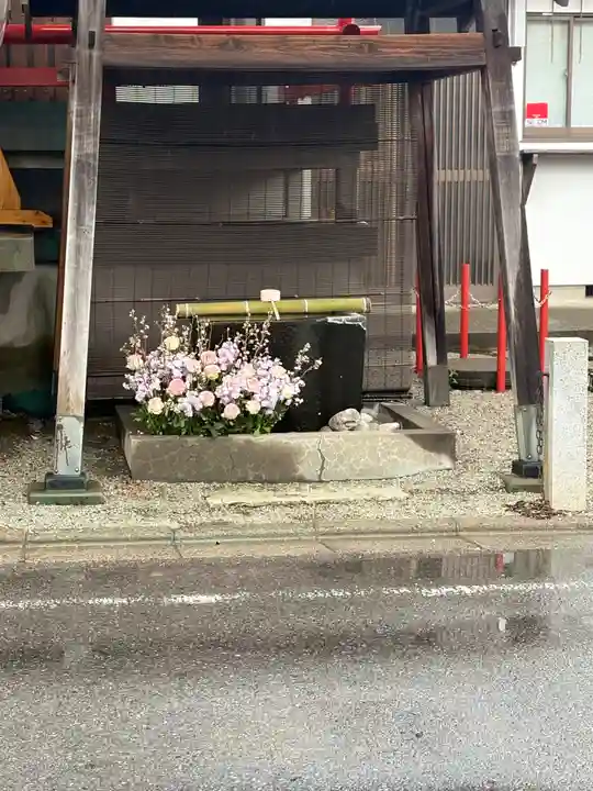 上尾御嶽神社の手水舎