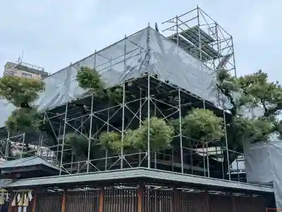 今宮戎神社の{uncategorized: "未分類", other: "その他", undefined: "問題あり", building: "その他建物", grave: "お墓", sacred_gate: "鳥居", guardian: "狛犬", statue: "像", buddha: "仏像", history: "歴史", nature: "自然", garden: "庭園", animal: "動物", pagoda: "塔", temizu: "手水舎", mountain_gate: "山門・神門", sanctuary: "本殿・本堂", subordinate: "末社・摂社", art: "芸術", scenery: "景色", jizo: "地蔵", ema: "絵馬", goshuin: "御朱印", omikuji: "おみくじ", items: "授与品その他", amulet: "お守り", goshuincho: "御朱印帳", eats: "食事", festival: "お祭り", votive_dance: "神楽", shichigosan: "七五三参", wedding: "結婚式", experience: "体験その他", initially: "初詣", around: "周辺", anti_infection: "感染症対策"}