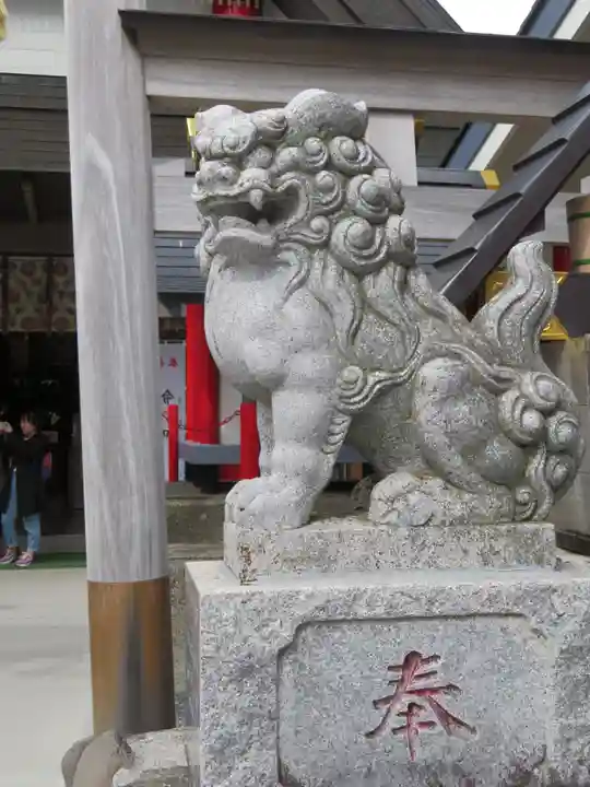 冨士山小御嶽神社の狛犬