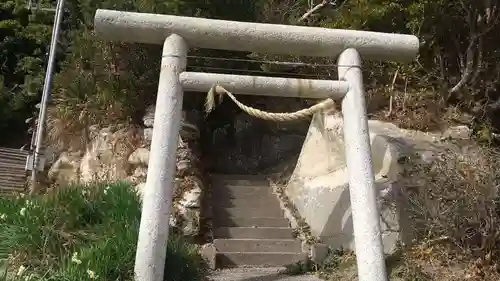 津神社の鳥居