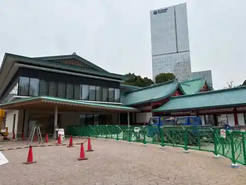 日枝神社の{uncategorized: "未分類", other: "その他", undefined: "問題あり", building: "その他建物", grave: "お墓", sacred_gate: "鳥居", guardian: "狛犬", statue: "像", buddha: "仏像", history: "歴史", nature: "自然", garden: "庭園", animal: "動物", pagoda: "塔", temizu: "手水舎", mountain_gate: "山門・神門", sanctuary: "本殿・本堂", subordinate: "末社・摂社", art: "芸術", scenery: "景色", jizo: "地蔵", ema: "絵馬", goshuin: "御朱印", omikuji: "おみくじ", items: "授与品その他", amulet: "お守り", goshuincho: "御朱印帳", eats: "食事", festival: "お祭り", votive_dance: "神楽", shichigosan: "七五三参", wedding: "結婚式", experience: "体験その他", initially: "初詣", around: "周辺", anti_infection: "感染症対策"}