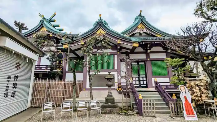 高木神社の本殿