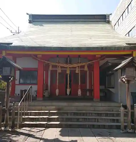 氷川鍬神社の本殿