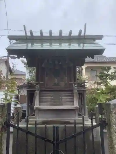 大和神社の本殿