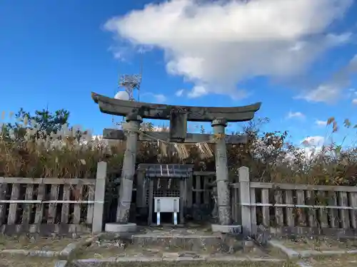 彌彦神社奥宮（御神廟）(新潟県)