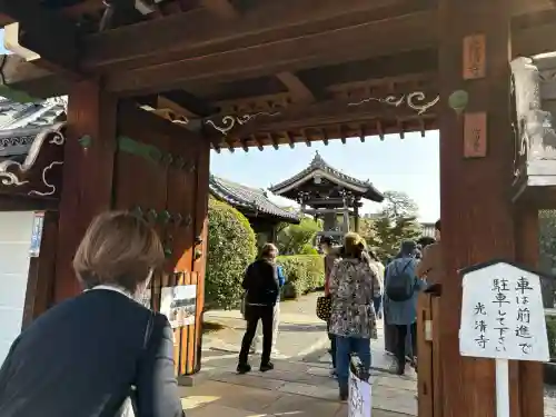 光清寺の{uncategorized: "未分類", other: "その他", undefined: "問題あり", building: "その他建物", grave: "お墓", sacred_gate: "鳥居", guardian: "狛犬", statue: "像", buddha: "仏像", history: "歴史", nature: "自然", garden: "庭園", animal: "動物", pagoda: "塔", temizu: "手水舎", mountain_gate: "山門・神門", sanctuary: "本殿・本堂", subordinate: "末社・摂社", art: "芸術", scenery: "景色", jizo: "地蔵", ema: "絵馬", goshuin: "御朱印", omikuji: "おみくじ", items: "授与品その他", amulet: "お守り", goshuincho: "御朱印帳", eats: "食事", festival: "お祭り", votive_dance: "神楽", shichigosan: "七五三参", wedding: "結婚式", experience: "体験その他", initially: "初詣", around: "周辺", anti_infection: "感染症対策"}