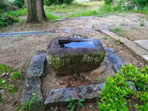 神明社（中和会神明社）の手水舎