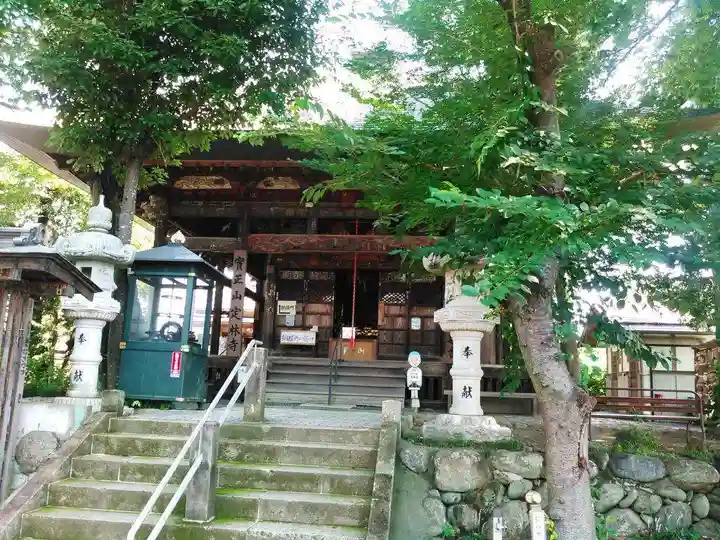 定林寺の本殿・本堂