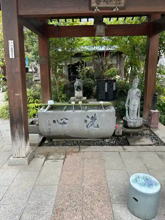 恵法寺の手水舎