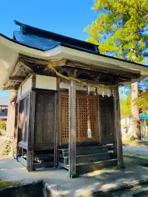 諏訪神社の本殿・本堂