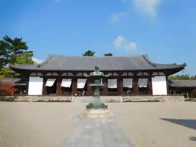 法隆寺の本殿・本堂