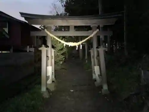 八幡神社の鳥居