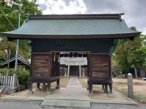 大芋神社の山門