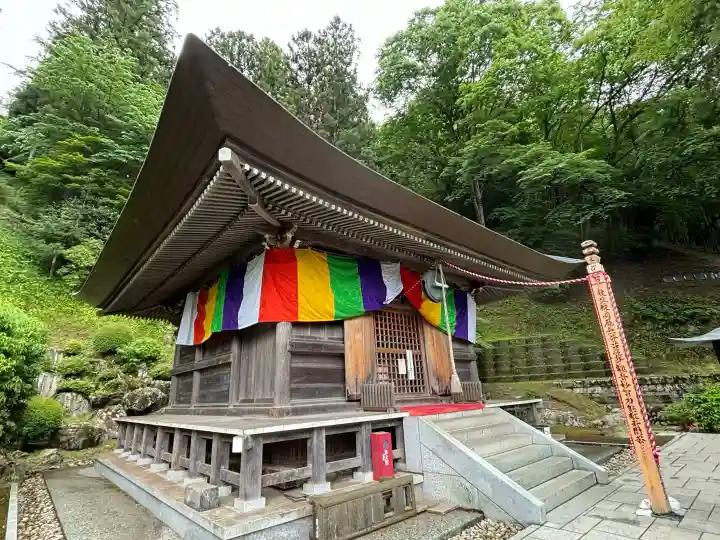 大渕寺の{uncategorized: "未分類", other: "その他", undefined: "問題あり", building: "その他建物", grave: "お墓", sacred_gate: "鳥居", guardian: "狛犬", statue: "像", buddha: "仏像", history: "歴史", nature: "自然", garden: "庭園", animal: "動物", pagoda: "塔", temizu: "手水舎", mountain_gate: "山門・神門", sanctuary: "本殿・本堂", subordinate: "末社・摂社", art: "芸術", scenery: "景色", jizo: "地蔵", ema: "絵馬", goshuin: "御朱印", omikuji: "おみくじ", items: "授与品その他", amulet: "お守り", goshuincho: "御朱印帳", eats: "食事", festival: "お祭り", votive_dance: "神楽", shichigosan: "七五三参", wedding: "結婚式", experience: "体験その他", initially: "初詣", around: "周辺", anti_infection: "感染症対策"}