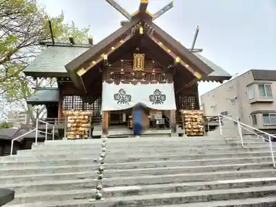 札幌諏訪神社の本殿・本堂