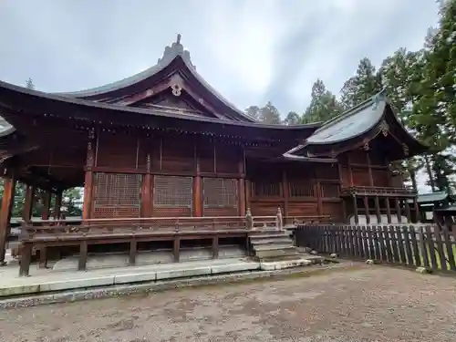 上杉神社の本殿・本堂