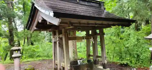 浮嶋稲荷神社の手水舎