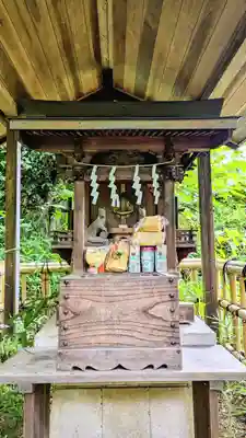 白金氷川神社の末社・摂社