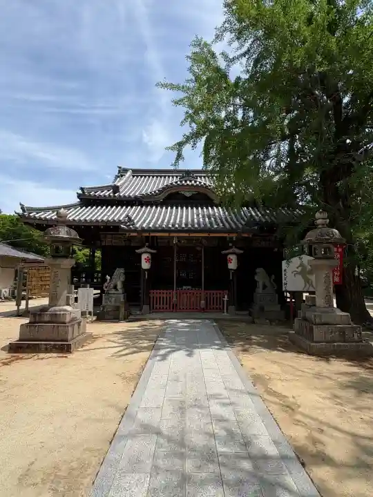 佐太神社(佐太天神宮)の{uncategorized: "未分類", other: "その他", undefined: "問題あり", building: "その他建物", grave: "お墓", sacred_gate: "鳥居", guardian: "狛犬", statue: "像", buddha: "仏像", history: "歴史", nature: "自然", garden: "庭園", animal: "動物", pagoda: "塔", temizu: "手水舎", mountain_gate: "山門・神門", sanctuary: "本殿・本堂", subordinate: "末社・摂社", art: "芸術", scenery: "景色", jizo: "地蔵", ema: "絵馬", goshuin: "御朱印", omikuji: "おみくじ", items: "授与品その他", amulet: "お守り", goshuincho: "御朱印帳", eats: "食事", festival: "お祭り", votive_dance: "神楽", shichigosan: "七五三参", wedding: "結婚式", experience: "体験その他", initially: "初詣", around: "周辺", anti_infection: "感染症対策"}