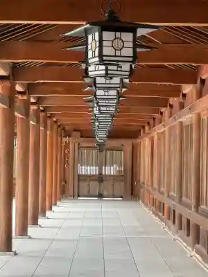 橿原神宮の{uncategorized: "未分類", other: "その他", undefined: "問題あり", building: "その他建物", grave: "お墓", sacred_gate: "鳥居", guardian: "狛犬", statue: "像", buddha: "仏像", history: "歴史", nature: "自然", garden: "庭園", animal: "動物", pagoda: "塔", temizu: "手水舎", mountain_gate: "山門・神門", sanctuary: "本殿・本堂", subordinate: "末社・摂社", art: "芸術", scenery: "景色", jizo: "地蔵", ema: "絵馬", goshuin: "御朱印", omikuji: "おみくじ", items: "授与品その他", amulet: "お守り", goshuincho: "御朱印帳", eats: "食事", festival: "お祭り", votive_dance: "神楽", shichigosan: "七五三参", wedding: "結婚式", experience: "体験その他", initially: "初詣", around: "周辺", anti_infection: "感染症対策"}