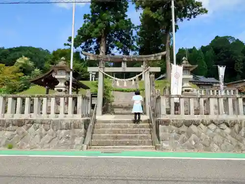 白鳥神社の鳥居