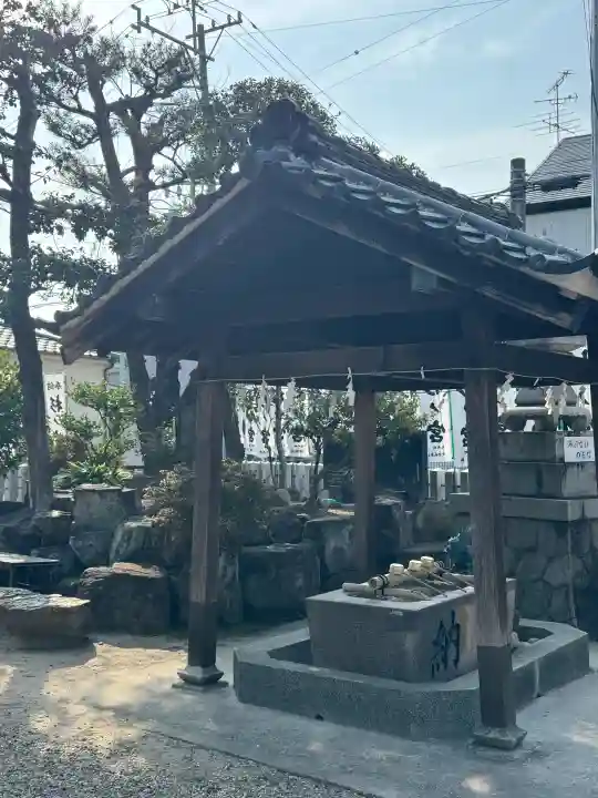 杉ノ宮神社の{uncategorized: "未分類", other: "その他", undefined: "問題あり", building: "その他建物", grave: "お墓", sacred_gate: "鳥居", guardian: "狛犬", statue: "像", buddha: "仏像", history: "歴史", nature: "自然", garden: "庭園", animal: "動物", pagoda: "塔", temizu: "手水舎", mountain_gate: "山門・神門", sanctuary: "本殿・本堂", subordinate: "末社・摂社", art: "芸術", scenery: "景色", jizo: "地蔵", ema: "絵馬", goshuin: "御朱印", omikuji: "おみくじ", items: "授与品その他", amulet: "お守り", goshuincho: "御朱印帳", eats: "食事", festival: "お祭り", votive_dance: "神楽", shichigosan: "七五三参", wedding: "結婚式", experience: "体験その他", initially: "初詣", around: "周辺", anti_infection: "感染症対策"}