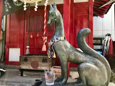 装束稲荷神社(王子稲荷神社境外摂社)の狛犬