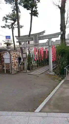 亀有香取神社の鳥居