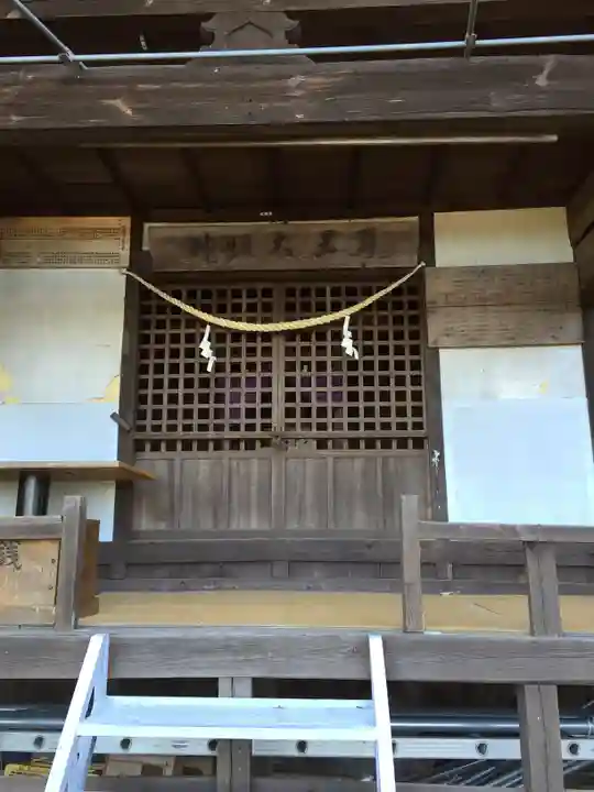 耳岩神社のその他建物