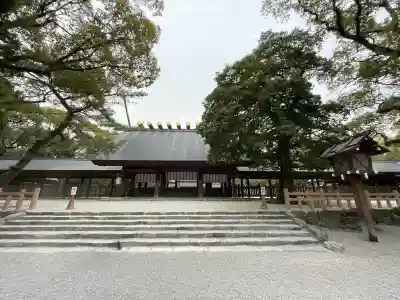 熱田神社の{uncategorized: "未分類", other: "その他", undefined: "問題あり", building: "その他建物", grave: "お墓", sacred_gate: "鳥居", guardian: "狛犬", statue: "像", buddha: "仏像", history: "歴史", nature: "自然", garden: "庭園", animal: "動物", pagoda: "塔", temizu: "手水舎", mountain_gate: "山門・神門", sanctuary: "本殿・本堂", subordinate: "末社・摂社", art: "芸術", scenery: "景色", jizo: "地蔵", ema: "絵馬", goshuin: "御朱印", omikuji: "おみくじ", items: "授与品その他", amulet: "お守り", goshuincho: "御朱印帳", eats: "食事", festival: "お祭り", votive_dance: "神楽", shichigosan: "七五三参", wedding: "結婚式", experience: "体験その他", initially: "初詣", around: "周辺", anti_infection: "感染症対策"}