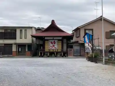 川越八幡宮の{uncategorized: "未分類", other: "その他", undefined: "問題あり", building: "その他建物", grave: "お墓", sacred_gate: "鳥居", guardian: "狛犬", statue: "像", buddha: "仏像", history: "歴史", nature: "自然", garden: "庭園", animal: "動物", pagoda: "塔", temizu: "手水舎", mountain_gate: "山門・神門", sanctuary: "本殿・本堂", subordinate: "末社・摂社", art: "芸術", scenery: "景色", jizo: "地蔵", ema: "絵馬", goshuin: "御朱印", omikuji: "おみくじ", items: "授与品その他", amulet: "お守り", goshuincho: "御朱印帳", eats: "食事", festival: "お祭り", votive_dance: "神楽", shichigosan: "七五三参", wedding: "結婚式", experience: "体験その他", initially: "初詣", around: "周辺", anti_infection: "感染症対策"}