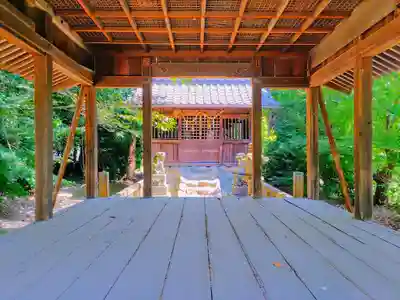 神明社（両寺内）の本殿・本堂