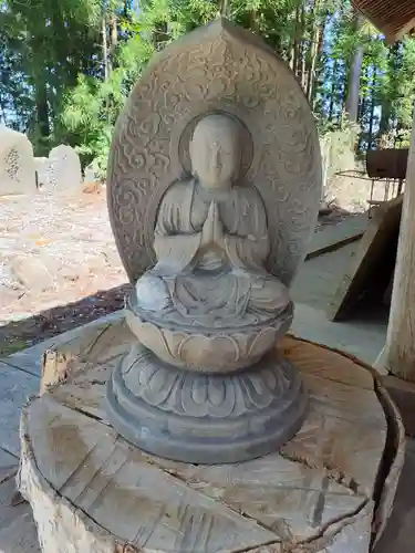 走湯神社の仏像