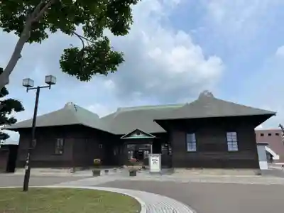 樺戸神社の周辺