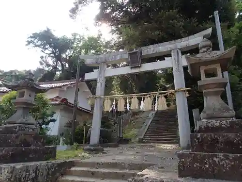 天穂日命神社の鳥居