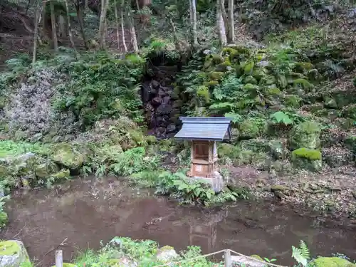 横蔵寺の庭園