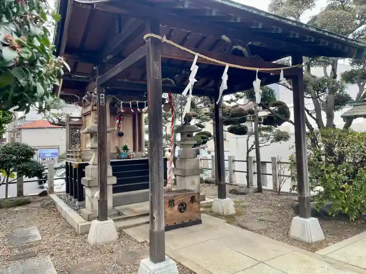 千潮金刀比羅宮の{uncategorized: "未分類", other: "その他", undefined: "問題あり", building: "その他建物", grave: "お墓", sacred_gate: "鳥居", guardian: "狛犬", statue: "像", buddha: "仏像", history: "歴史", nature: "自然", garden: "庭園", animal: "動物", pagoda: "塔", temizu: "手水舎", mountain_gate: "山門・神門", sanctuary: "本殿・本堂", subordinate: "末社・摂社", art: "芸術", scenery: "景色", jizo: "地蔵", ema: "絵馬", goshuin: "御朱印", omikuji: "おみくじ", items: "授与品その他", amulet: "お守り", goshuincho: "御朱印帳", eats: "食事", festival: "お祭り", votive_dance: "神楽", shichigosan: "七五三参", wedding: "結婚式", experience: "体験その他", initially: "初詣", around: "周辺", anti_infection: "感染症対策"}