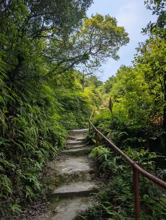 臥龍稲荷神社 奥宮(岡山県)