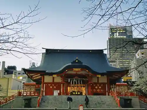 花園神社の本殿・本堂