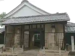 常福寺の山門