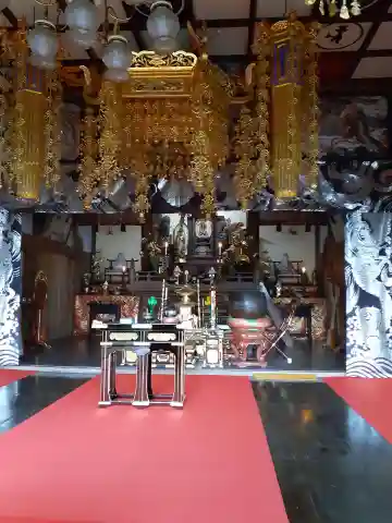 観音寺の本殿・本堂