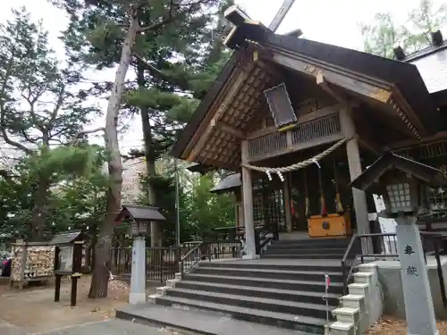 大谷地神社の本殿